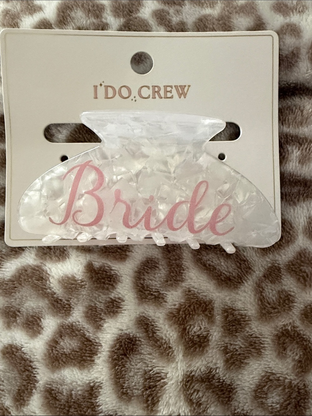 'Bride' Pearl White Acrylic Hair Claw Clip
